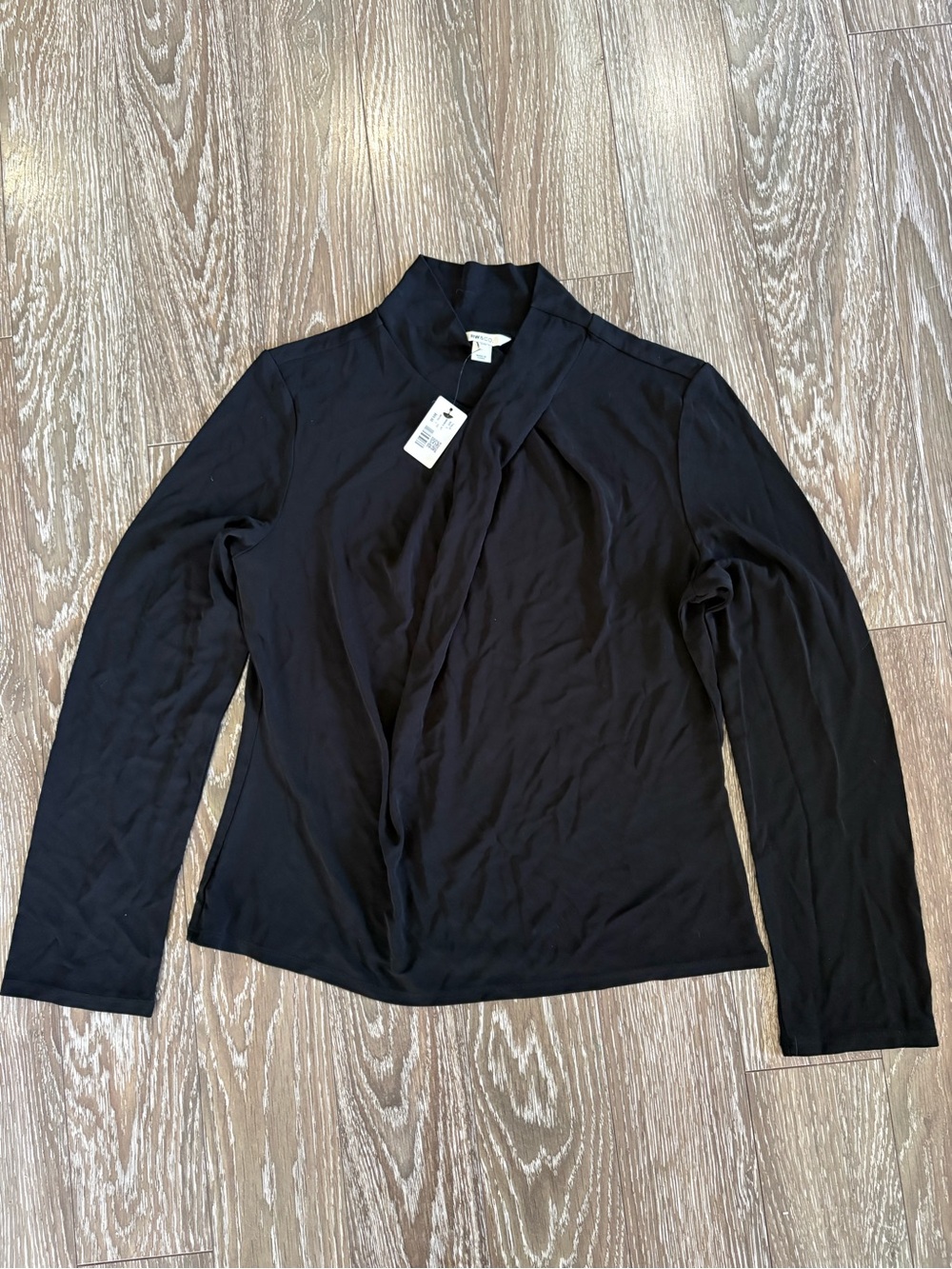 RW&CO. Black Long-Sleeve Mock Neck Top